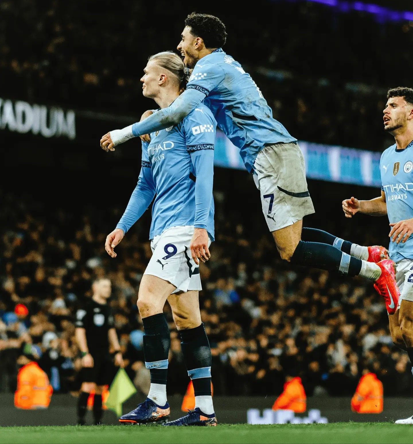 九游体育-曼城迎中超关键赛；国际比赛日止住颓势；引发热议；数据趋势出现新变化