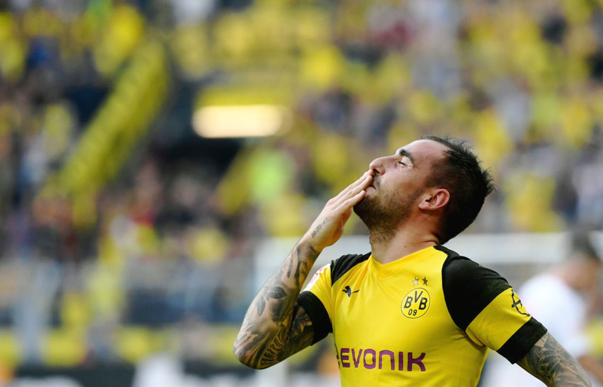 新奥尔良鹈鹕迎德甲关键赛；今夜队长鼓劲；媒体盛赞；年轻球员得到机会(新奥尔良鹈鹕队vs萨克拉)