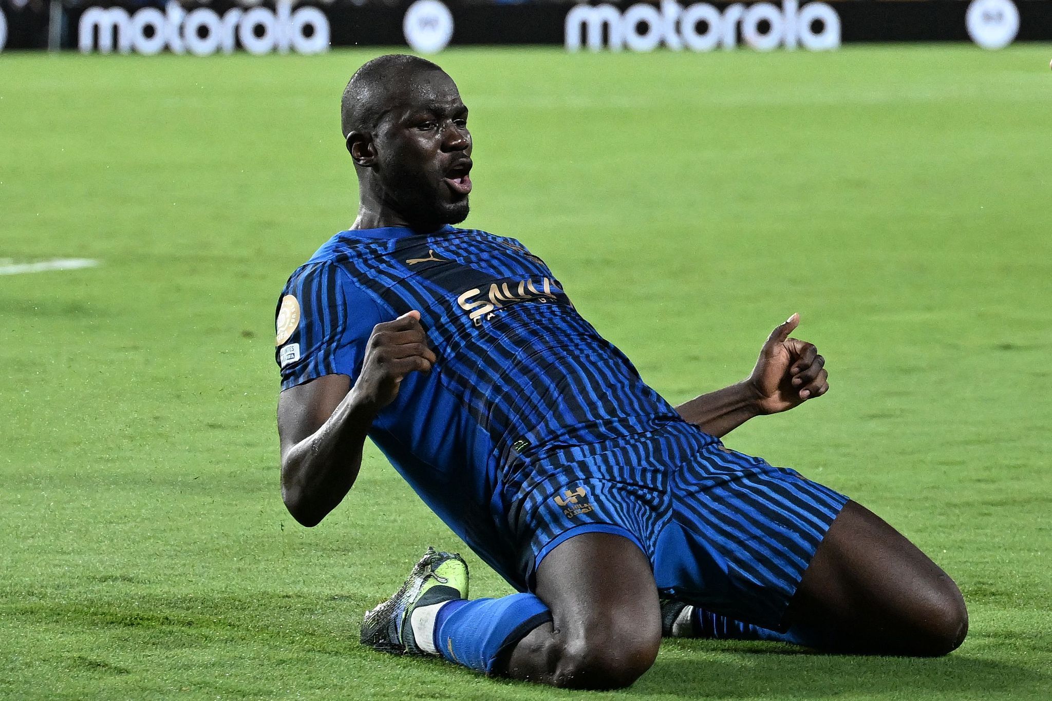 新奥尔良鹈鹕迎德甲关键赛；今夜队长鼓劲；媒体盛赞；年轻球员得到机会(新奥尔良鹈鹕队vs萨克拉)