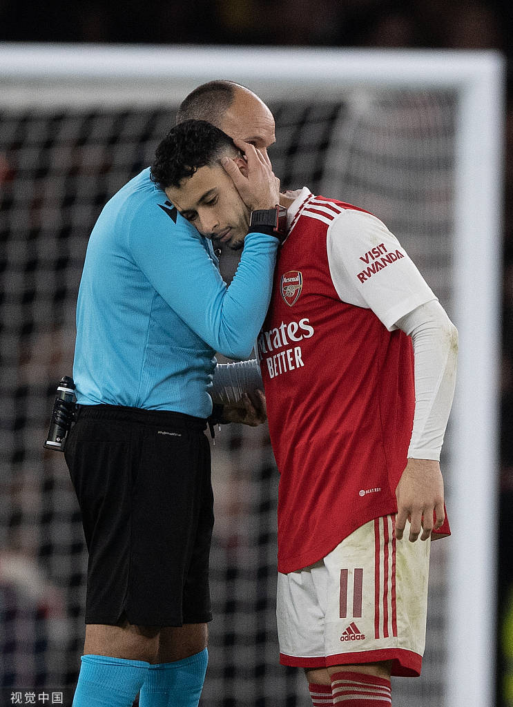 九游体育-阿森纳训练开放日，今晨再遭质疑引欢呼，欧联在即，医务组通报恢复的简单介绍